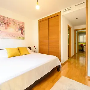 https://apartamento-litoral-blue.1costadelsol.com
